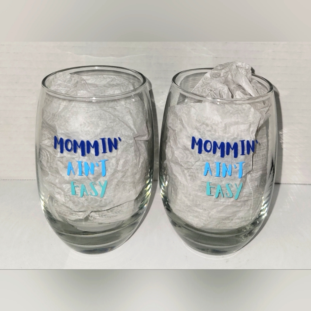 2 Piece Stemless Wine Glass Set (Mommin' Ain't Easy)